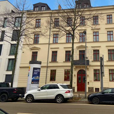 3-Raum-Wohnung im begehrten Waldstraßenviertel