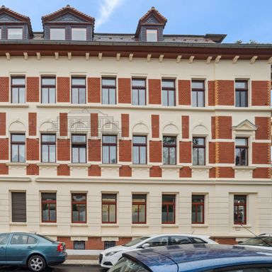 Rarität: Atemberaubende Penthouse-Familienwohnung im Herzen von Markkleeberg!