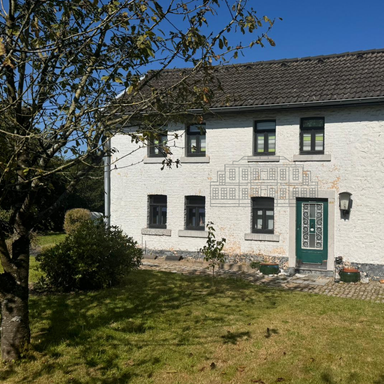 Idyllisches Einfamilienhaus in Belgien mit Weitblick und großem Potenzial