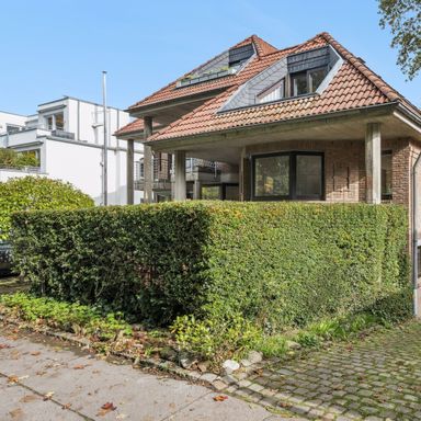 Exklusiver Wohntraum mit Wellness-Oase und Home-Office-Komfort in Bestlage