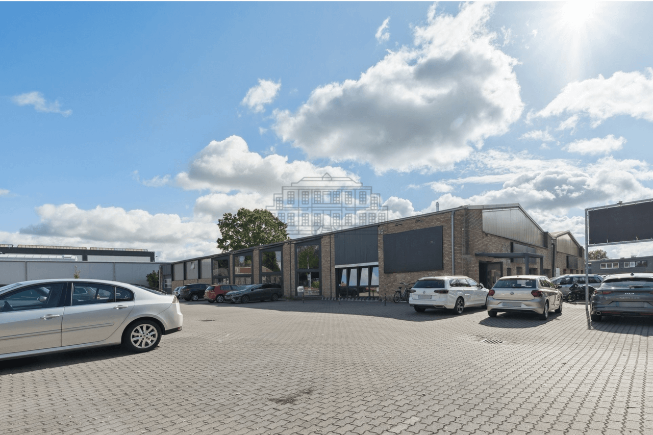 Gewerbehalle
