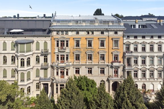 Exklusives Wohngefühl im historischen Altbau – stilvolle Beletage-Wohnung