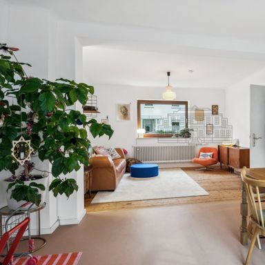 Gemütliches Reihenhaus mit schönem Garten in der Stadt